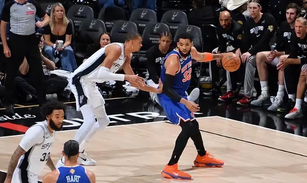 米兰体育郑钦文知道输球后一定会有谩骂声,打趣目前功力尽失期待未来
