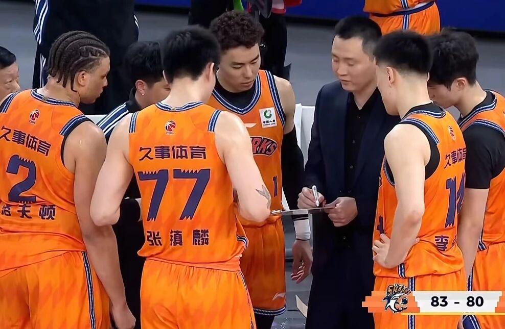队报：巴黎卖拉莫斯和李刚仁收入破亿，将签阿克利乌舍和迪奥曼德