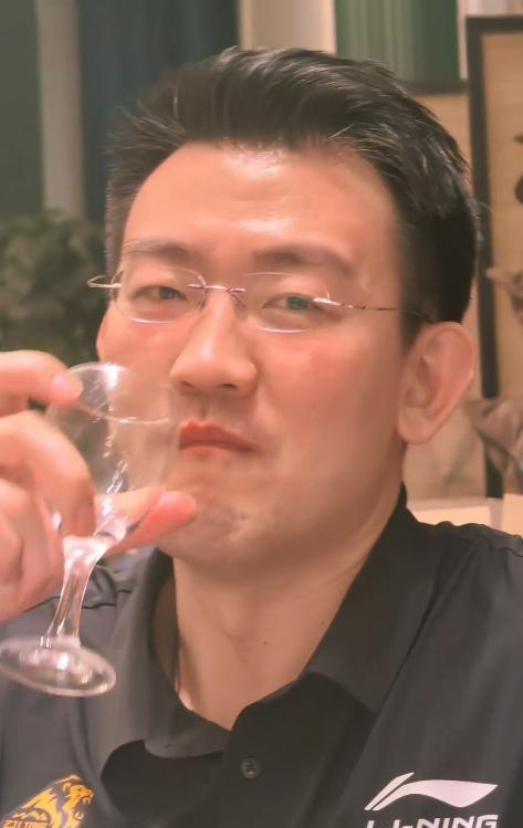 拉杜卡努一日两胜晋级决赛