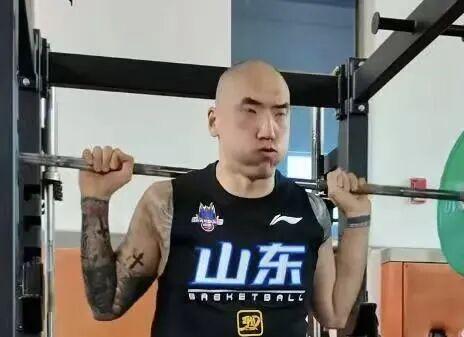 复盘巴萨20毕巴：弗里克找到9号位的正选，诺坎普阵容深度在提升