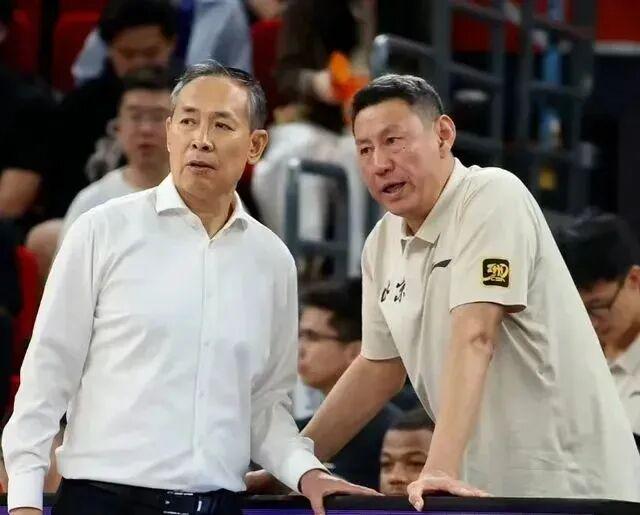 米兰体育老鹰4年长约签下次轮秀，他确实是拿到了自己想要的合同？
