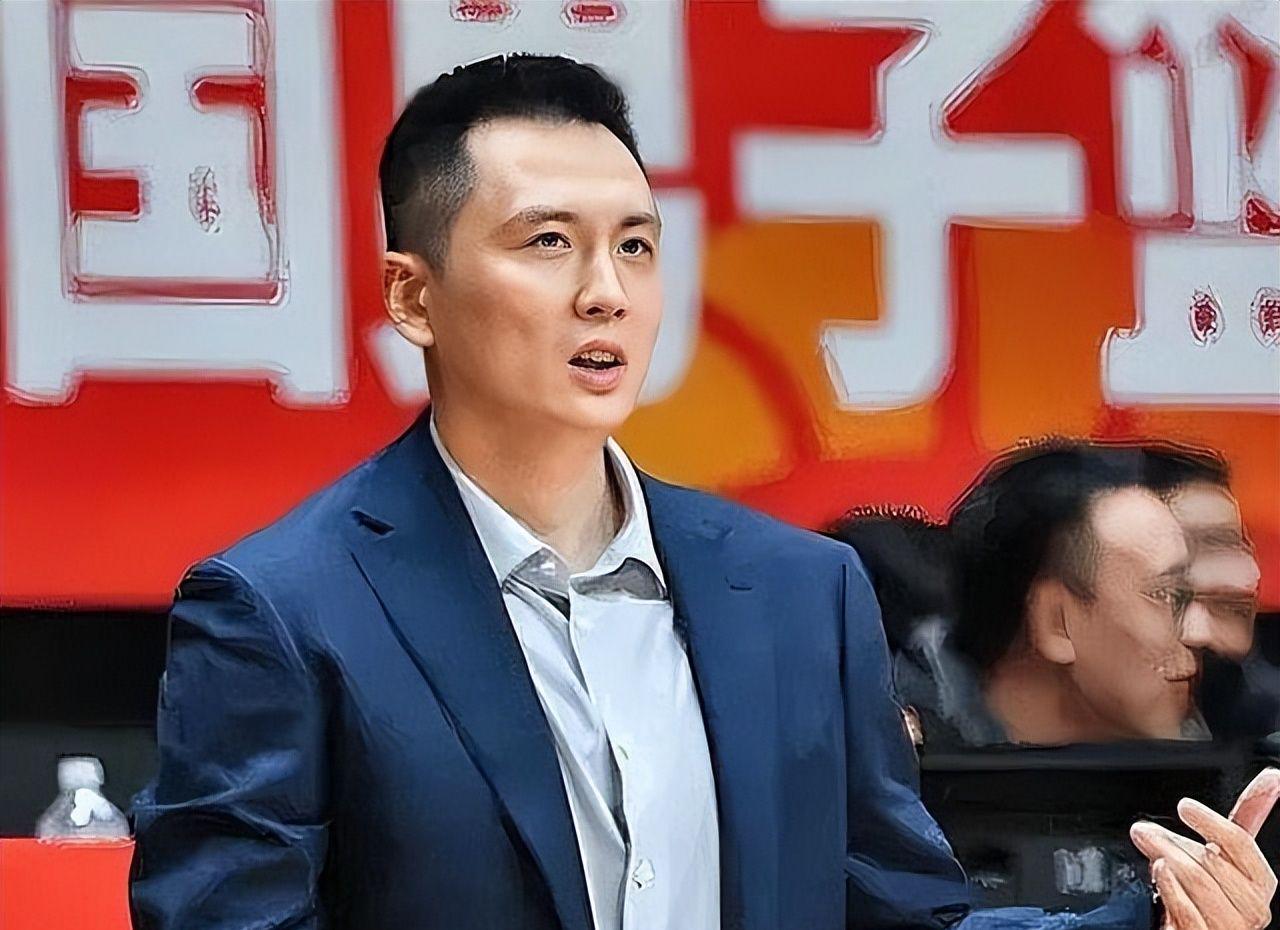 米兰体育4年2.29亿,福克斯坑苦马刺!老板儿子“赶人”+搭首轮才能送走?