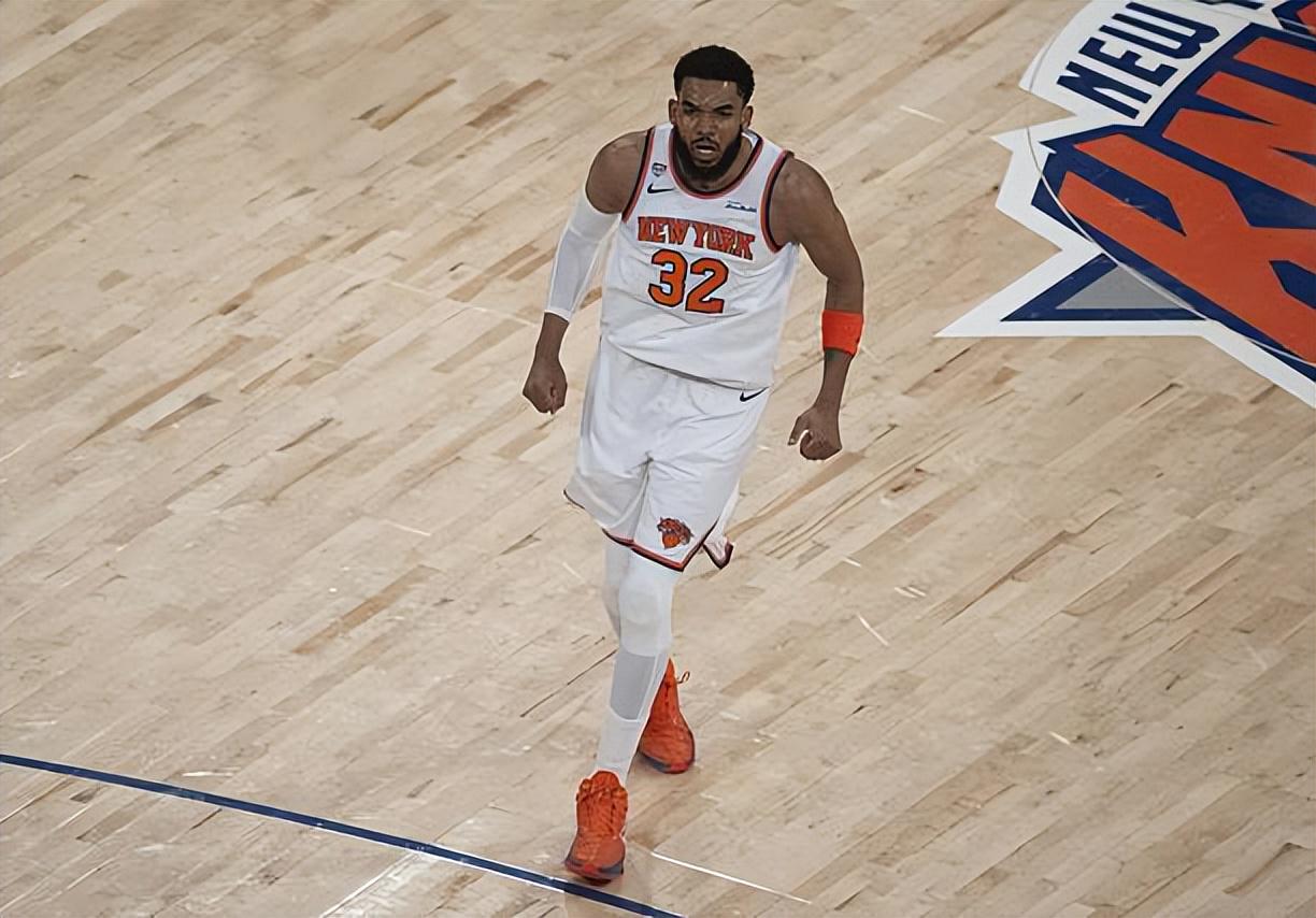 球迷吵翻！乔丹是NBA初代营销大牌，詹姆斯是迭代招牌，真相扎心