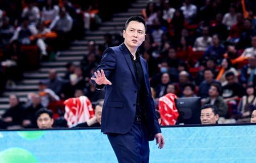 有布伦森就不怕落后!纽约客场再次逆转16分劣势,53年后首夺NBA总冠军!