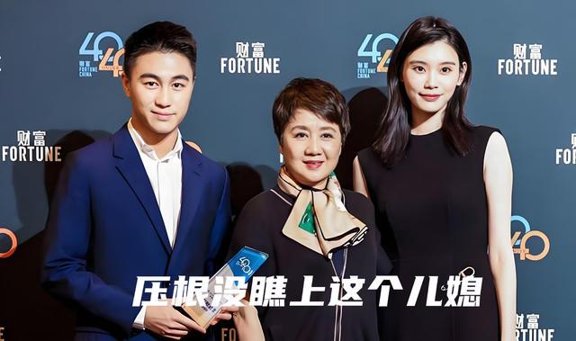米兰体育NBA官方总决赛G5裁判报告:漏吹哈珀对布伦森犯规 无碍尼克斯夺冠