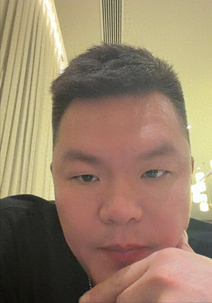 米兰体育曝马刺考虑交易福克斯