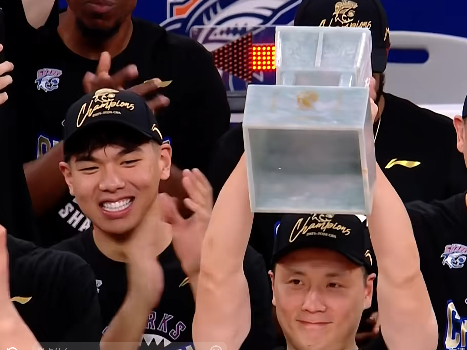 米兰体育绿军布朗申请主播大学引球迷不满