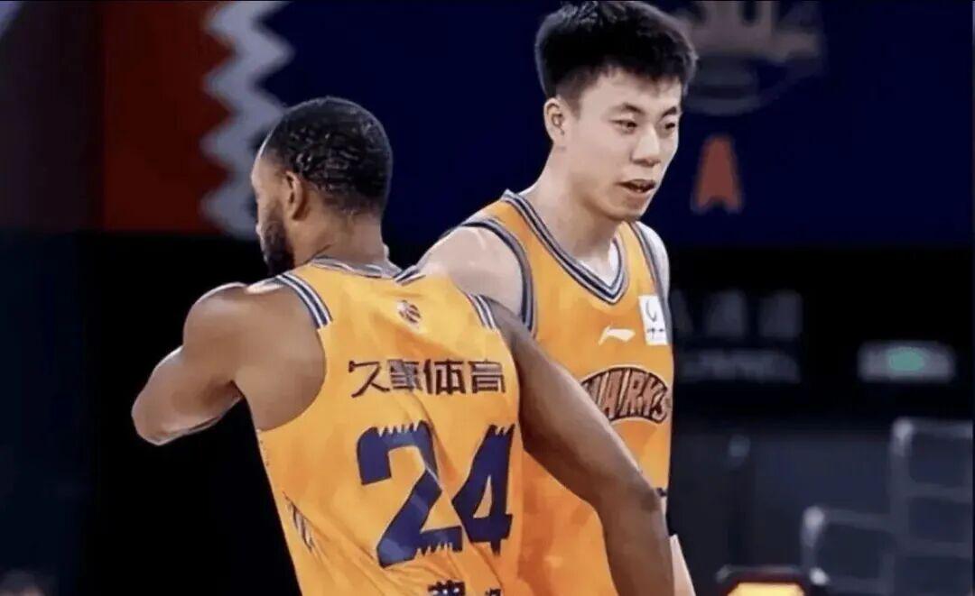 热火仅两种情况才会交易米切尔
