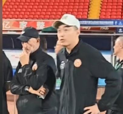 开拓者离队第3人诞生,杨瀚森机遇与挑战并存