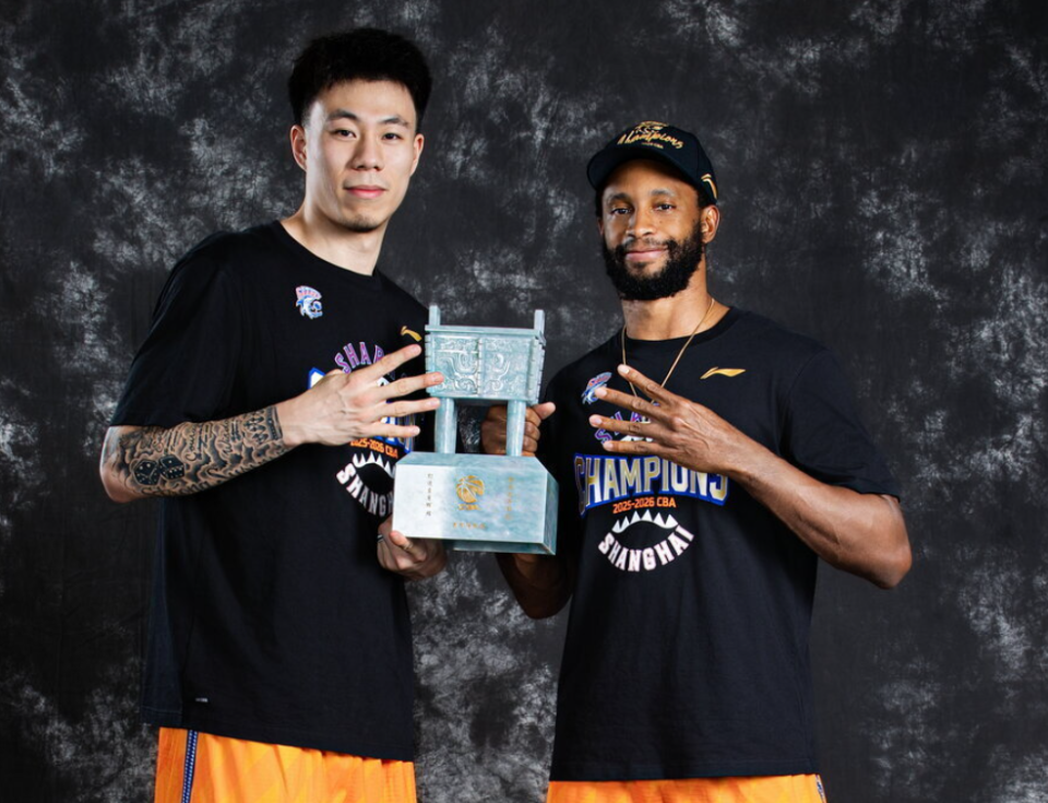 引战太离谱了!大头超了詹姆斯、约基奇,甩开鸭梨一条纽约大街!
