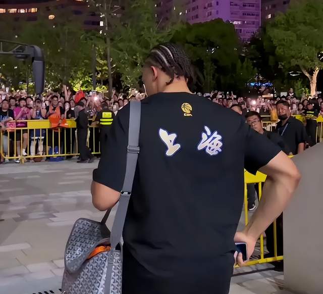 ESPN：马刺大概率留下福克斯