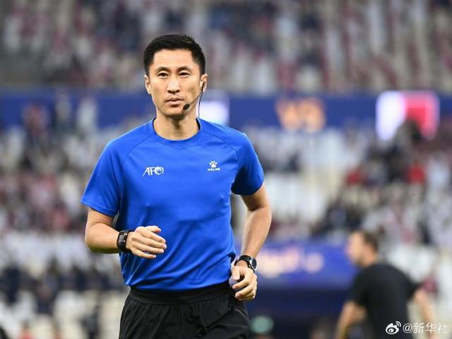 NBA头牌詹姆斯的"被低估"困局：5.8亿赚了23赛季，他还在被压价？