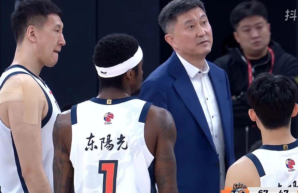 米兰体育罗马诺：曼联2月就和安德雷桑托斯经纪人沟通，维韦尔了解他