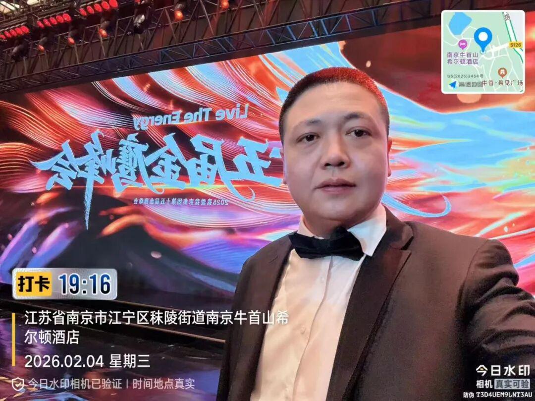 米兰体育罗马诺：曼联2月就和安德雷桑托斯经纪人沟通，维韦尔了解他