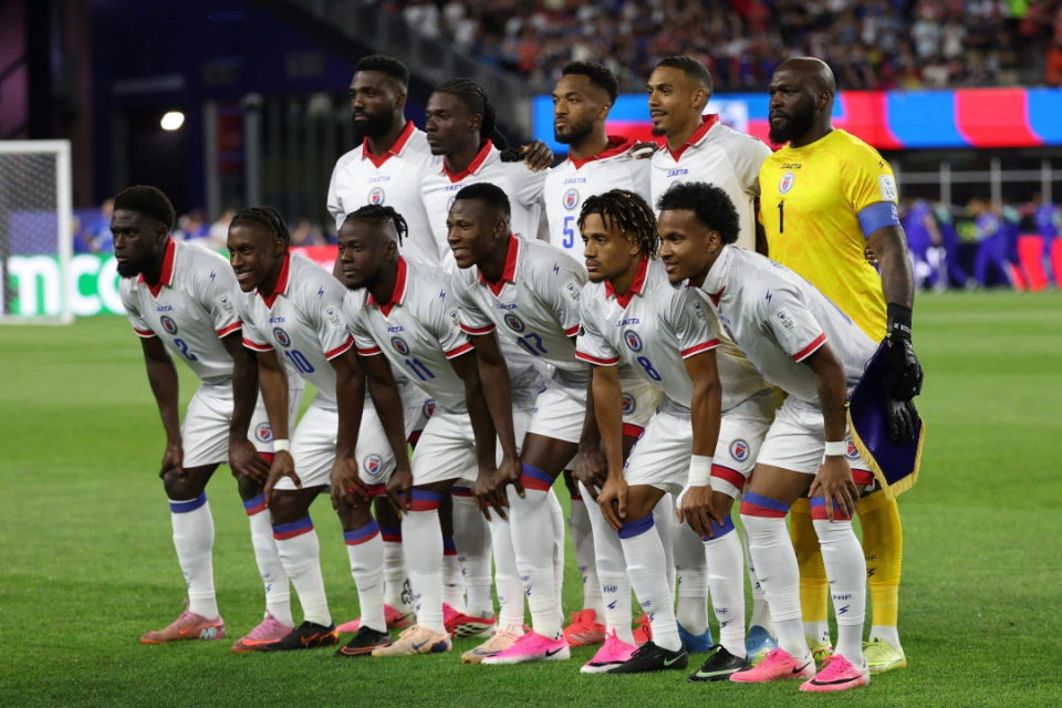 米兰体育世界杯一战封神!18 岁小将完爆卡塞米罗!曼联 6000 万疯抢!